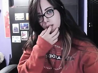Emo Teen Show Her Big Boobs On Webcam